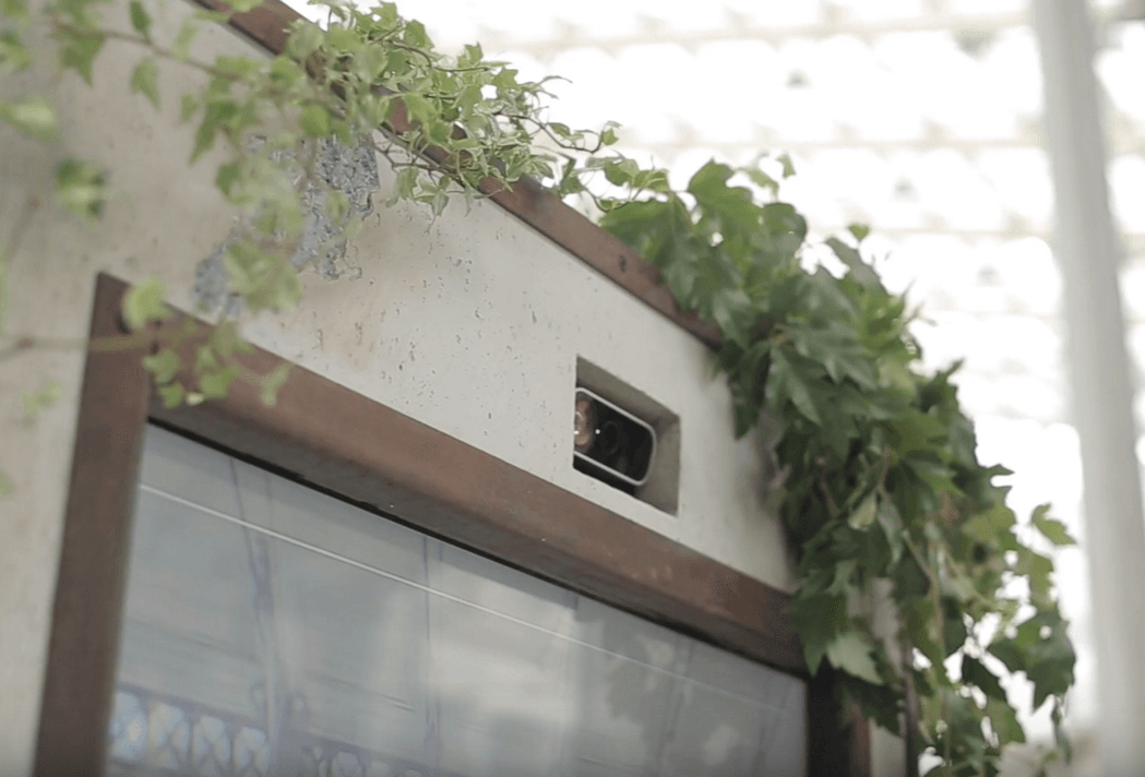 Hidden camera above the screen of the phygital installation in Gare du Nord