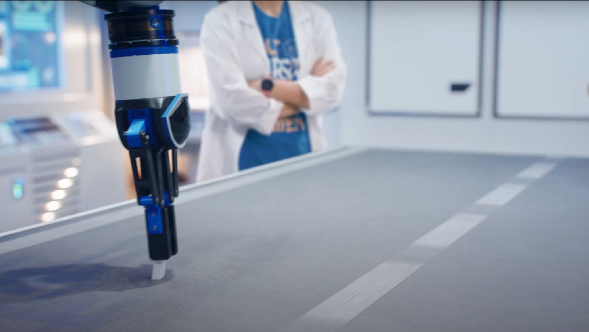 Virtual robot arm testing a tyre on a track, Michelin series in virtual production